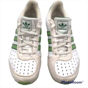 2005 Adidas Sneakers White with Green Stripes , Size 8 US